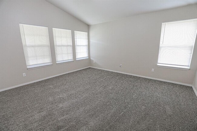 Building Photo - 2705 NW 187th Terrace
