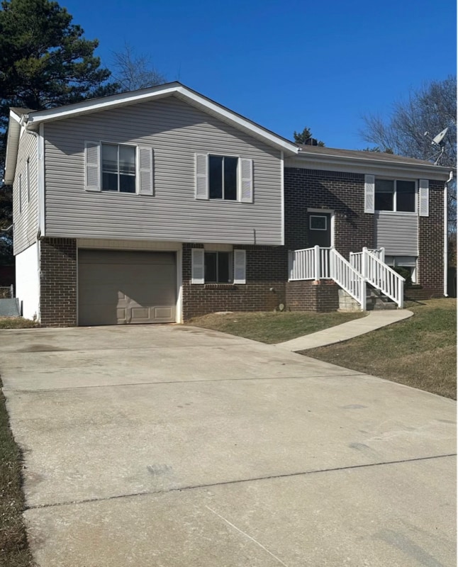 Primary Photo - 5113 Ortega Cir NW