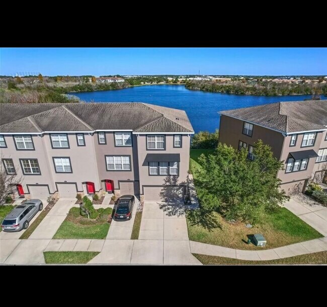 Building Photo - 2517 Lexington Oak Dr