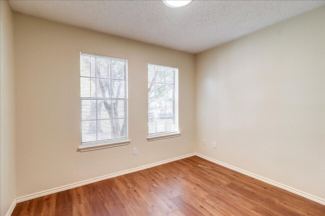 Building Photo - 7833 Wolverine Dr