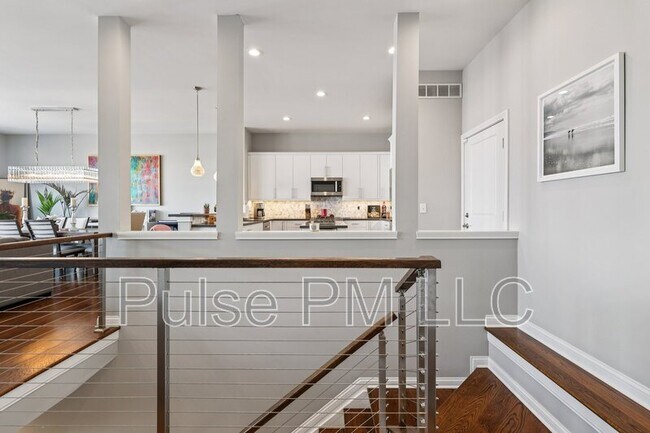 Building Photo - 1226 Grays Peak