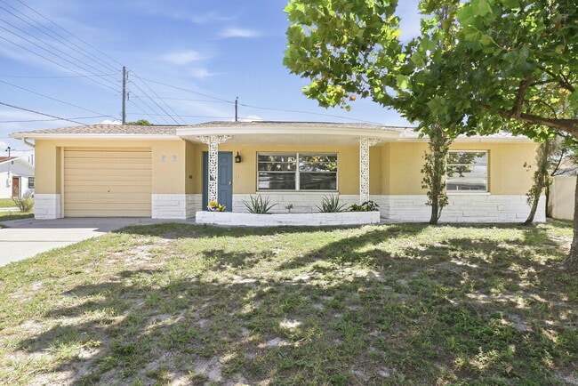 Building Photo - 3444 Cantrell St