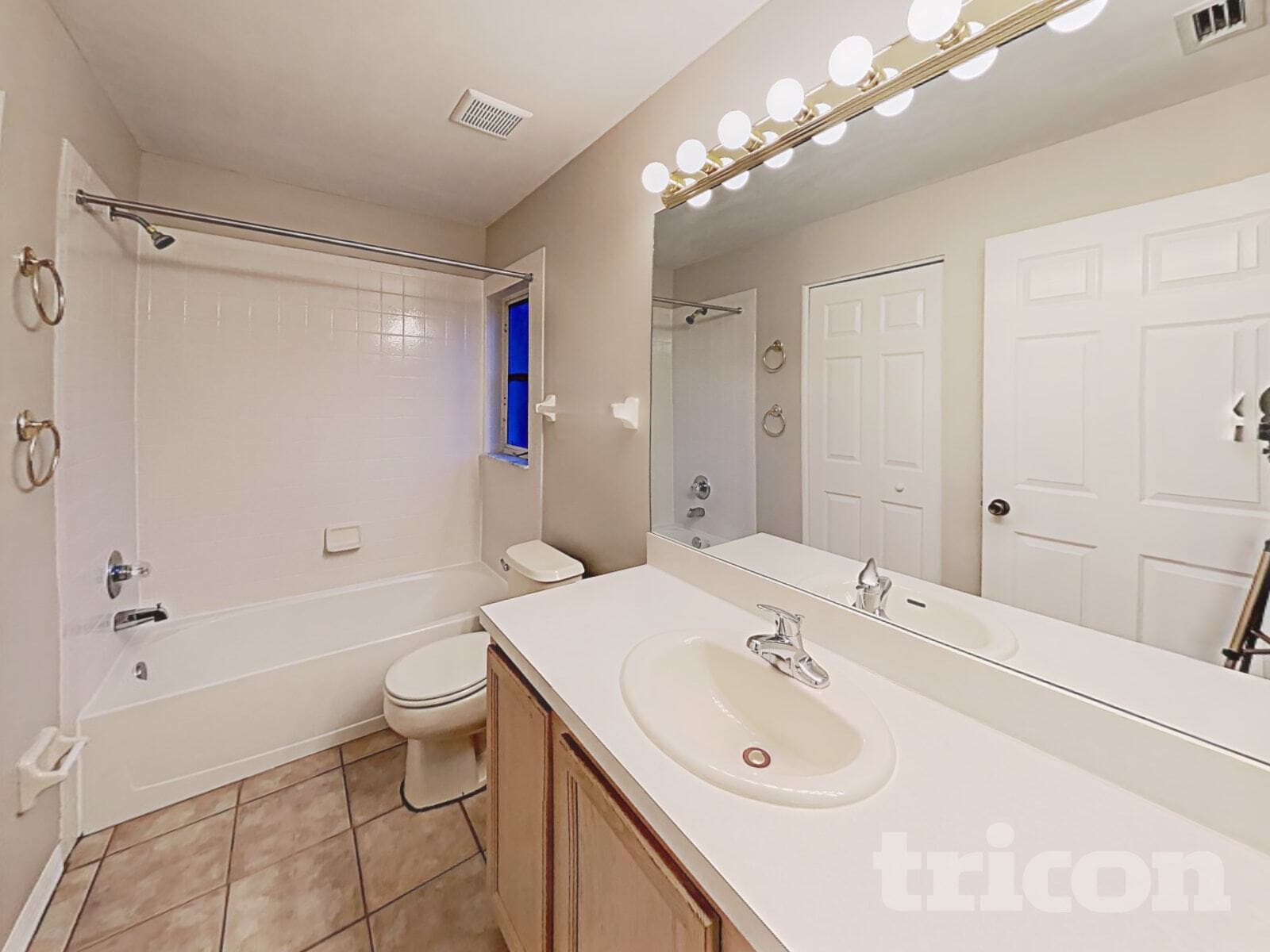 Building Photo - 12922 Brant Tree Dr