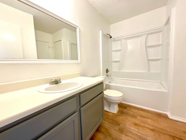 Building Photo - **APPLICATION RECEIVED** 2-Bedroom Duplex Near Highway 78- Pet-Friendly with Fenced Yard! SECTION...