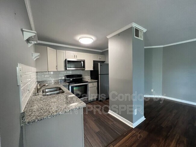 Building Photo - 4756 Walden Cir