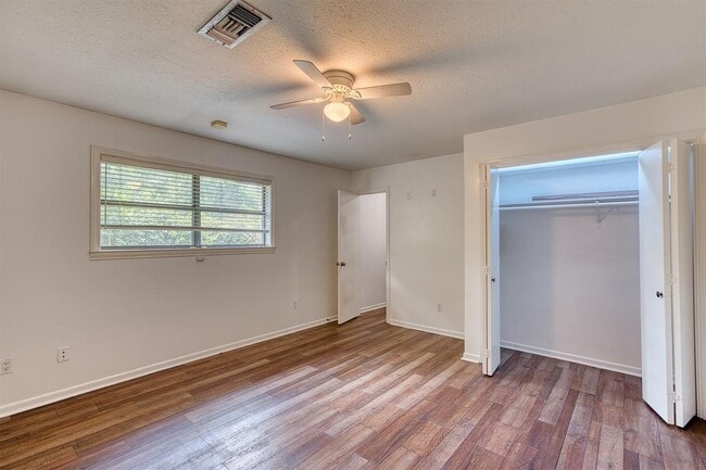 Building Photo - 4840 Arthur Ln