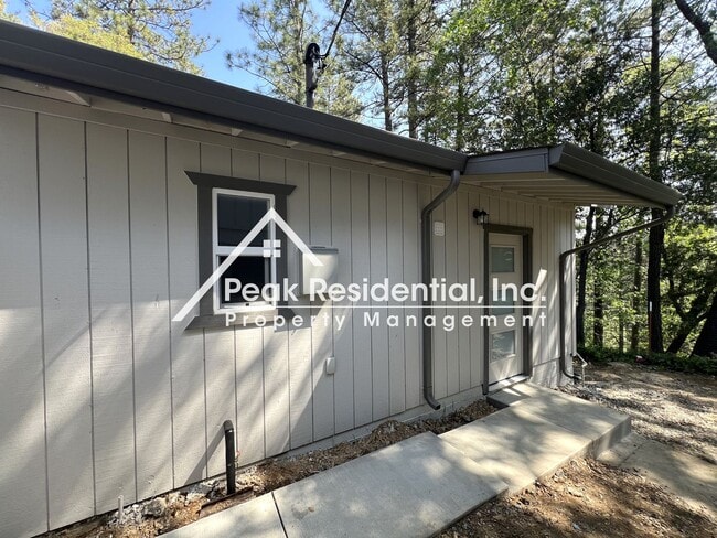 Building Photo - Brand New 1bd/1ba Placerville ADU!