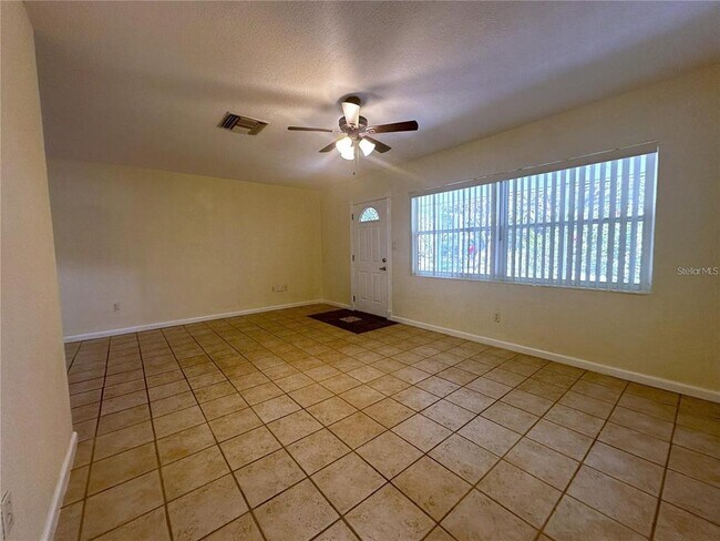 Building Photo - 1818 San Mateo Dr