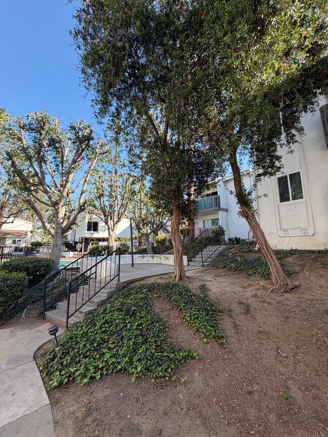 Building Photo - Beautiful Condo in Serene Montebello HOA Community – Pool, Spa & Prime Location