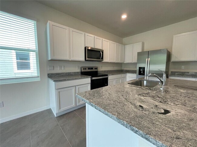 Building Photo - 11127 Crescent Deer Dr
