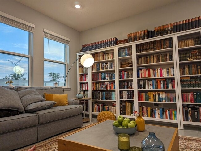 Building Photo - 5324 Grove Mill Loop