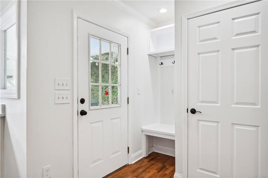 Building Photo - 1249 Goodwin