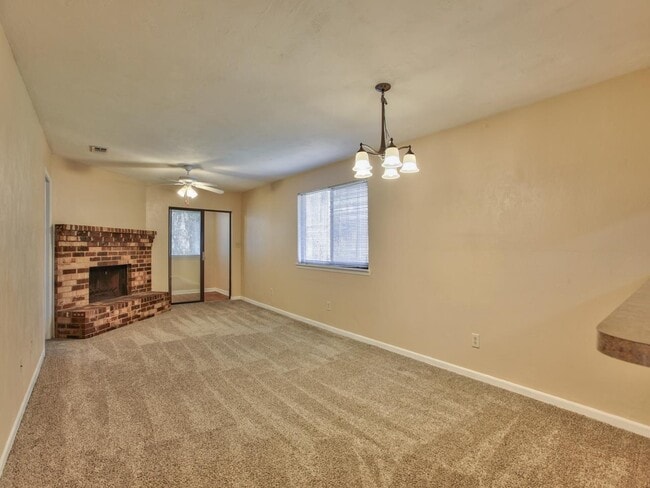 Building Photo - 3208 Ginger Dr