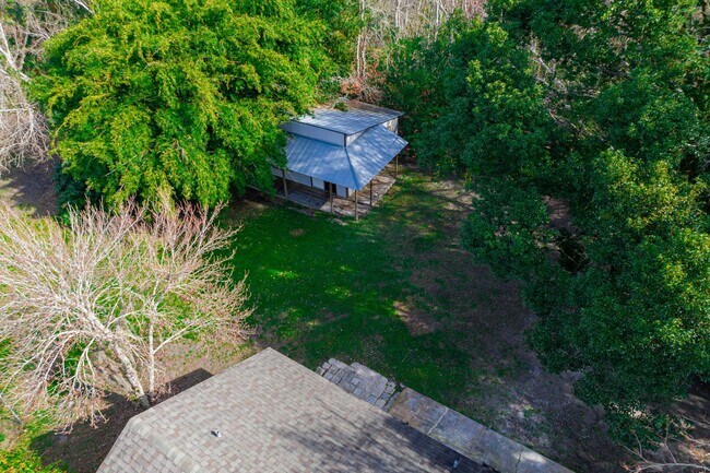 Building Photo - Very Nice 3/2 Home w/ Fenced Yard in St. Cloud with Bonus Room