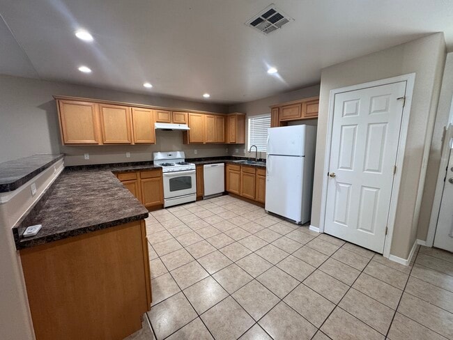 Building Photo - 1349 Mogollon Rd