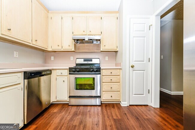 Building Photo - 717 Kaylors Mdw