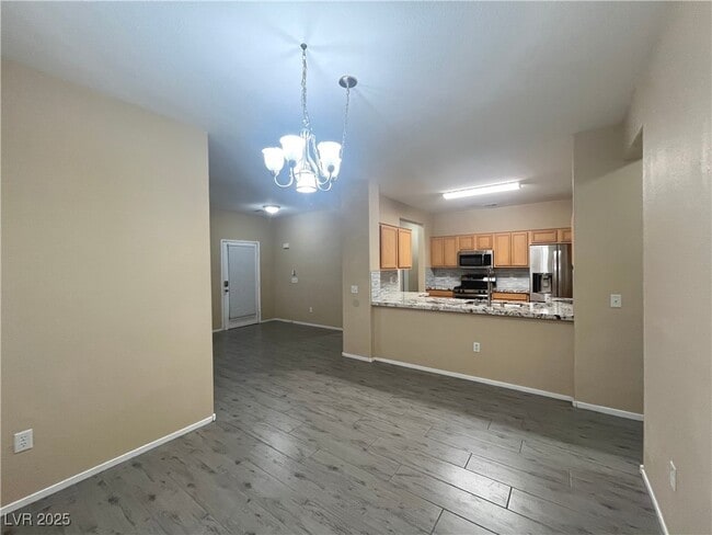 Building Photo - 673 Peachy Canyon Cir