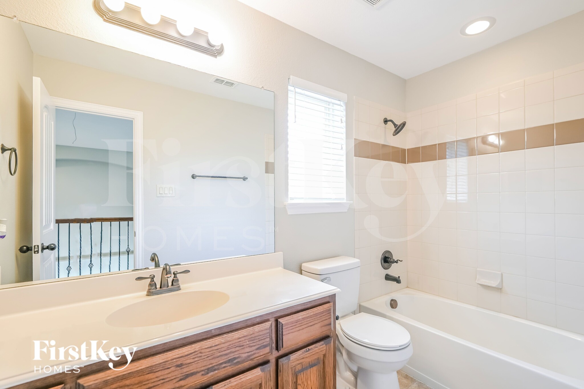 Building Photo - 1045 Dunhill Lane