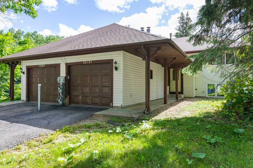 Building Photo - 12131 62nd Ave N