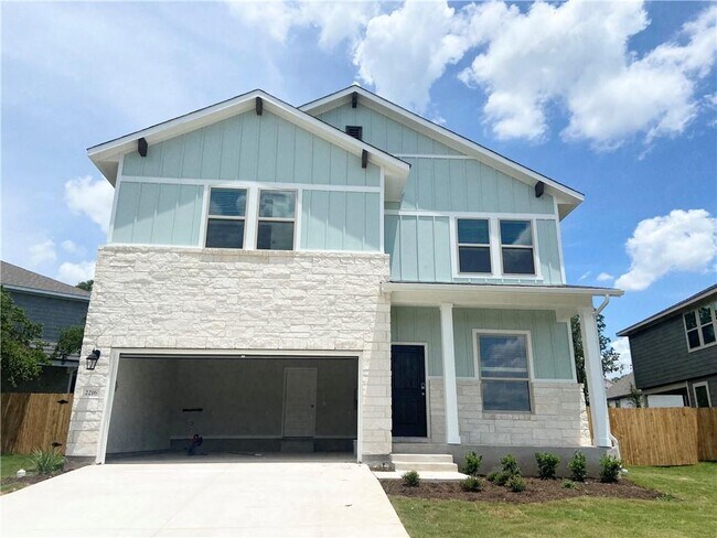 Building Photo - 2216 Limestone Lake Dr