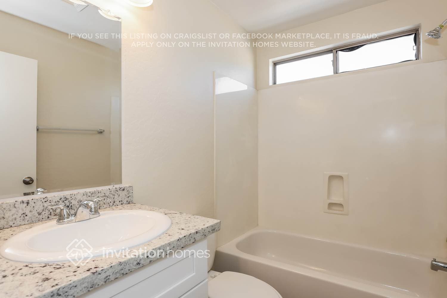 Building Photo - 12537 W Willow Ave