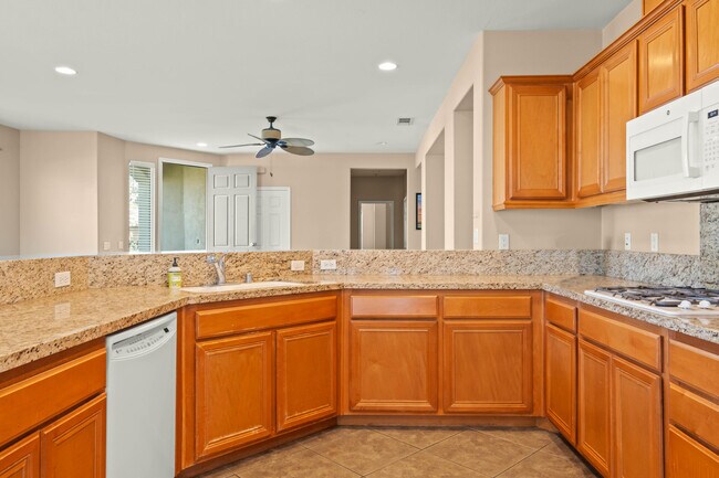 Building Photo - 82013 Cochran Dr