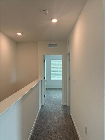 Building Photo - 1550 Ranchette Rd
