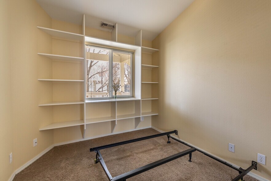 Building Photo - 509 State St