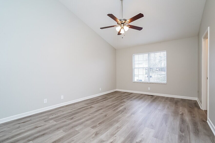 Building Photo - 101 Digby Ct