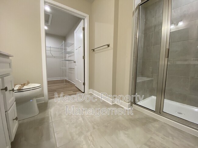 Building Photo - 18422 Centennial Cir
