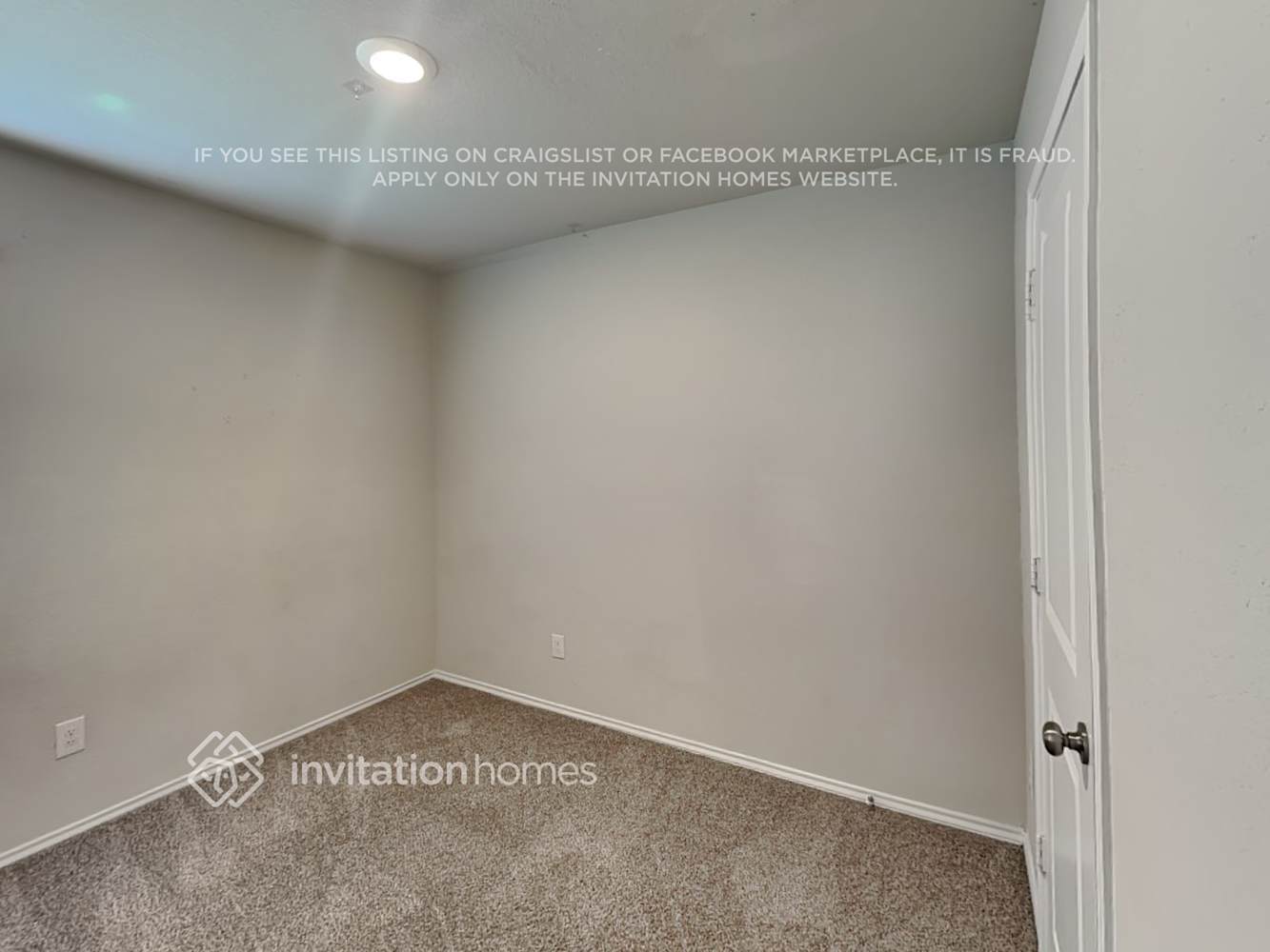 Building Photo - 3238 Kornberg Dr