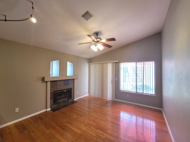 Building Photo - 2563 Spruce Creek Dr