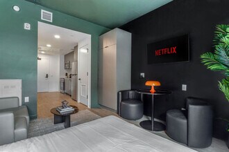 Building Photo - 1704 N 17th St