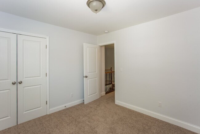 Building Photo - 519 Granby Cir