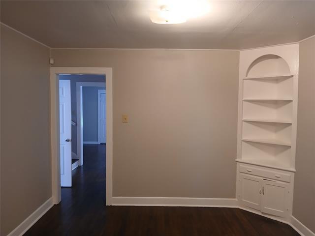 Building Photo - 319 W Clarendon Dr