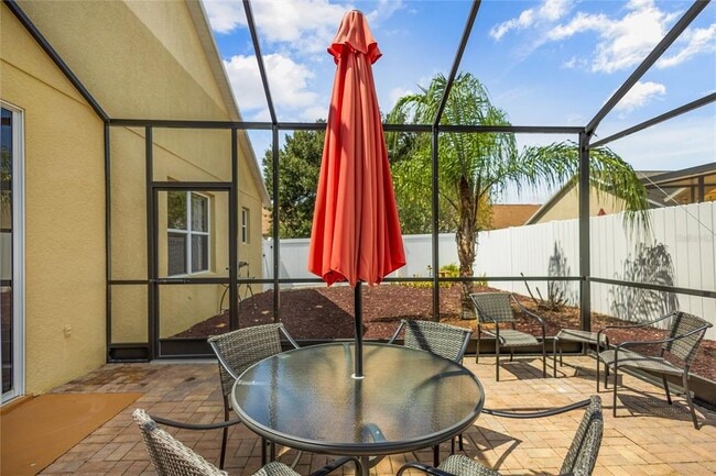 Building Photo - 422 Graystone Blvd