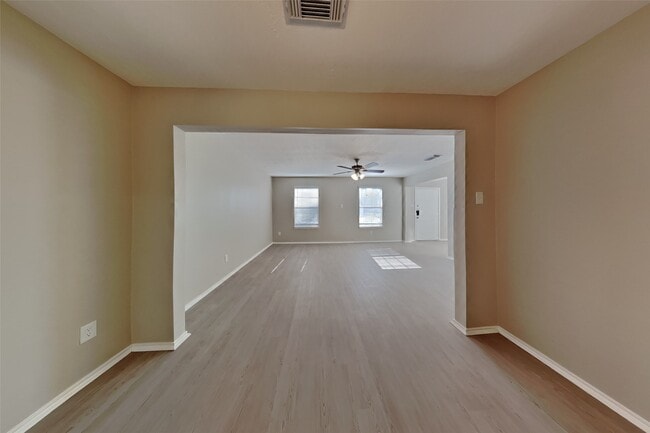 Building Photo - 18607 Twigsworth Ln