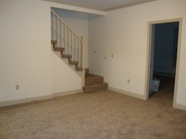 Building Photo - 20 Church St