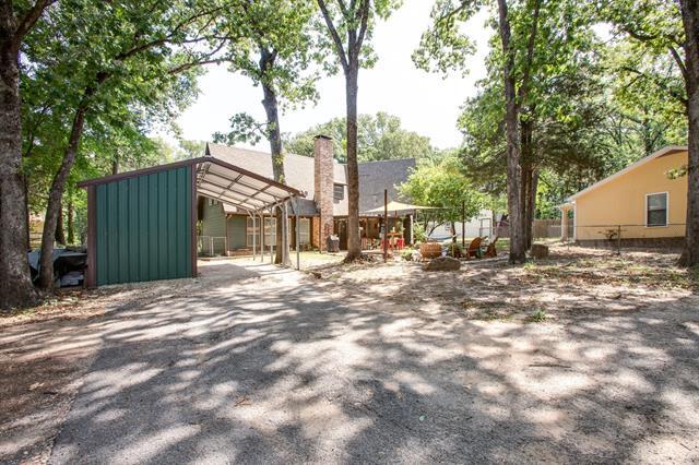 Building Photo - 137 Oak Haven Dr