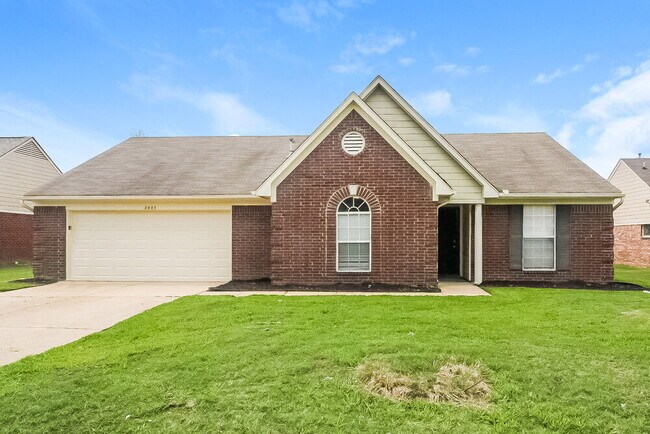 Building Photo - 6465 White Hawk Ln