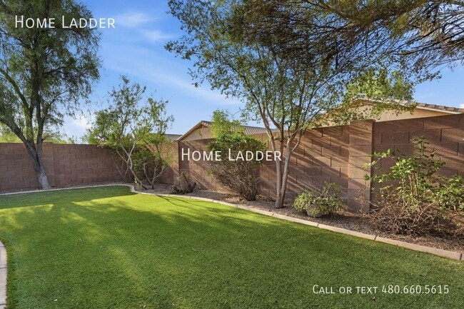 Building Photo - 44760 W Paitilla Ln
