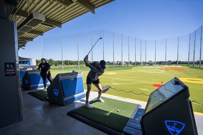 Building Photo - 8350 Cascade Ave