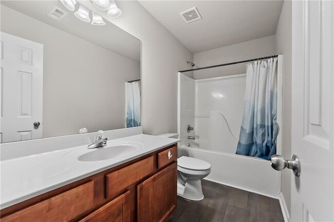 Building Photo - 2102 Executive Dr N