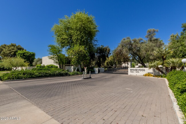 Building Photo - 4656 N 40th St