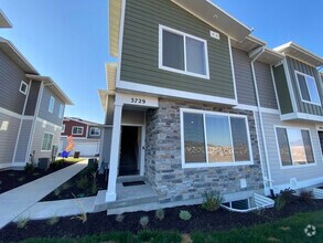 Building Photo - 3729 Soft Whisper Wy