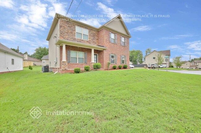 Building Photo - 6476 Paddington Way