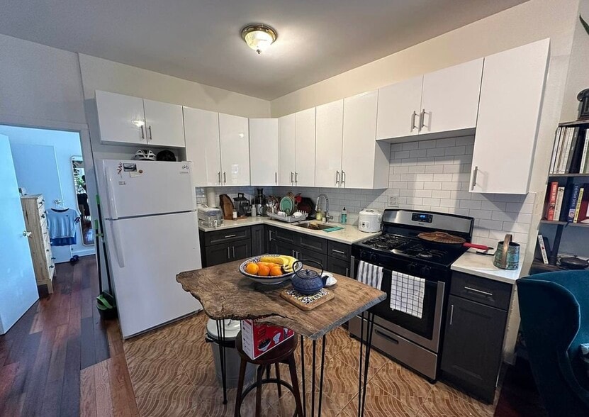 Building Photo - 808 Quincy St