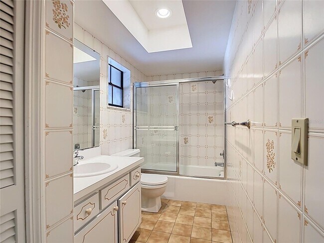 Building Photo - 813 Ormond St
