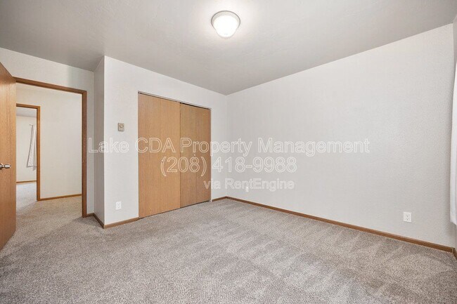 Building Photo - 11966 N Brighton Ct