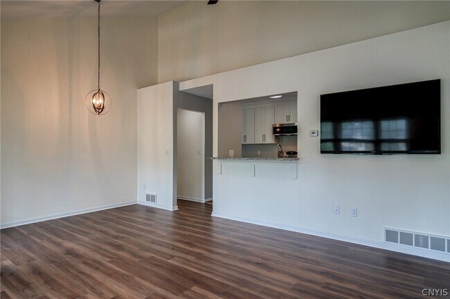 Building Photo - 2404 Pipers Ct